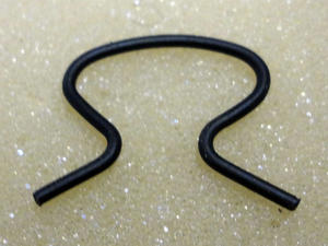 5866 door window handle cliip