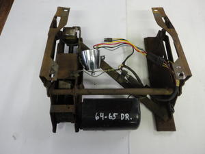 64 65 seat base power